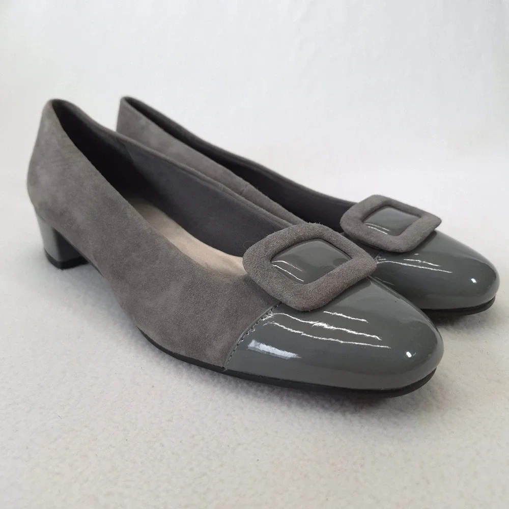David Tate Gray Suede Low Block Heel Buckle Pumps Round Toe Shoes Size 9